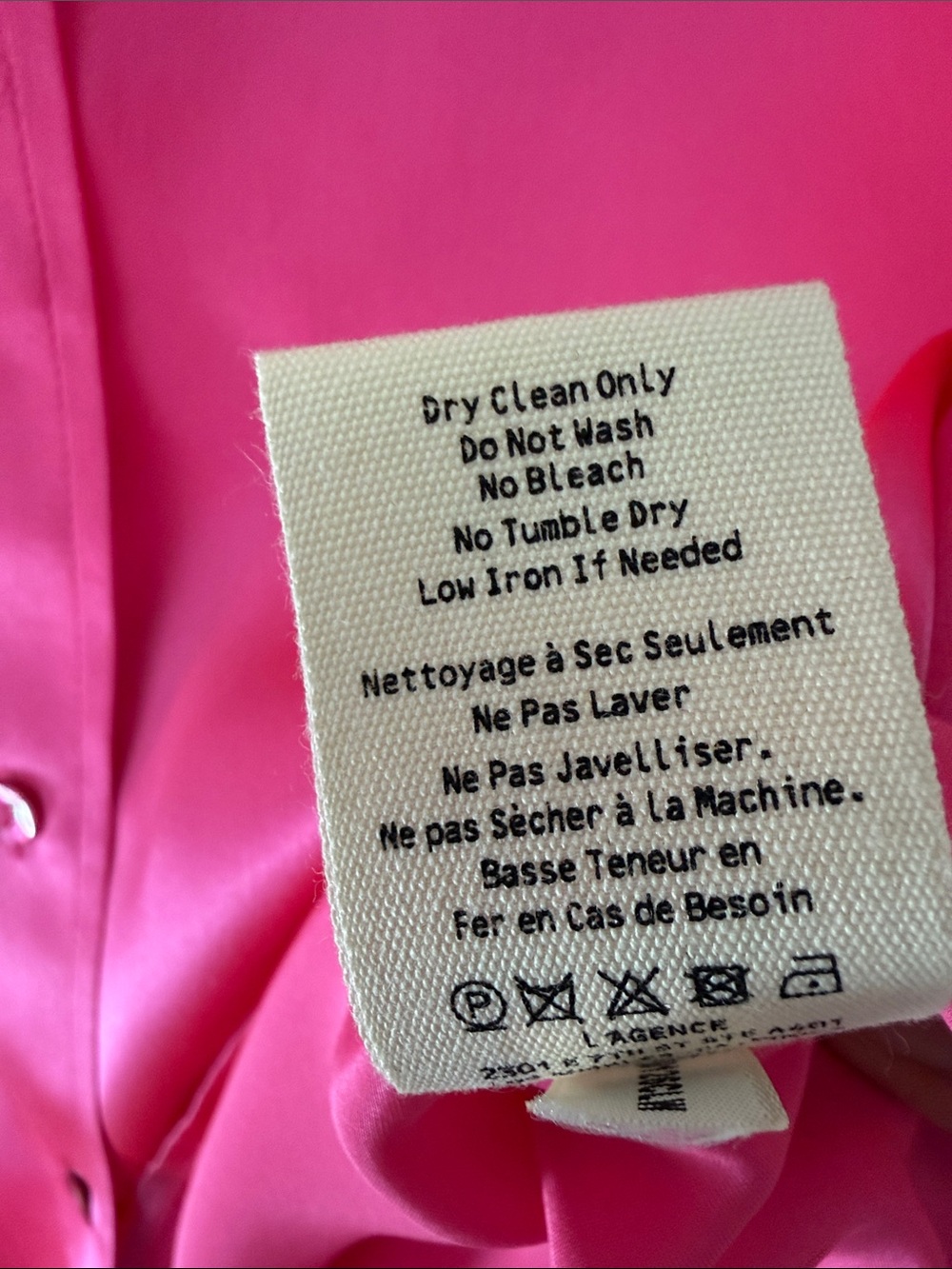🆕 L'AGENCE | Dani Silk Button-Down Shirt in electric pink - Picture 10 of 11